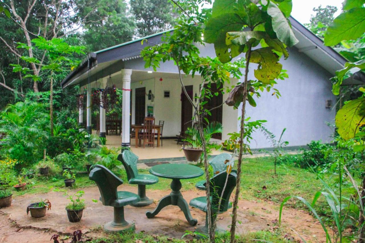 Sigiriya Mana B&B Exterior photo