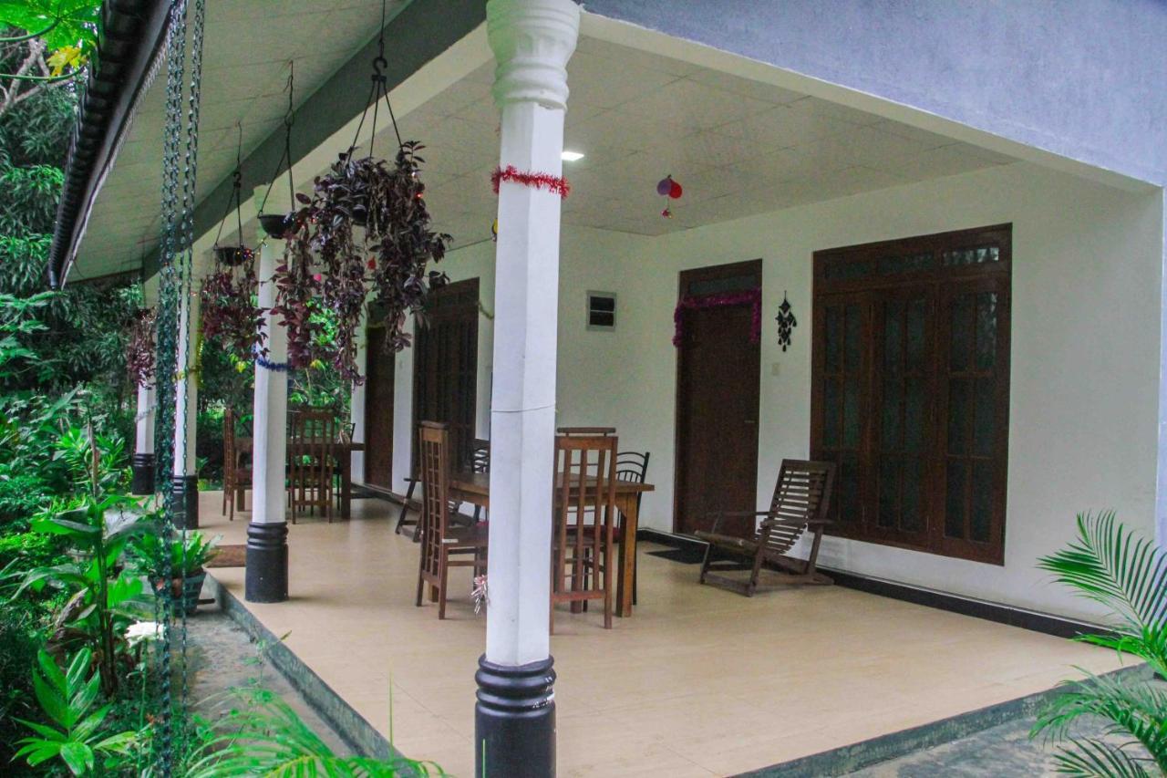 Sigiriya Mana B&B Exterior photo